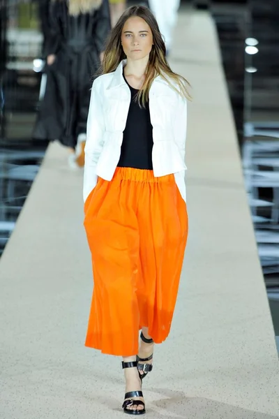 Look 23